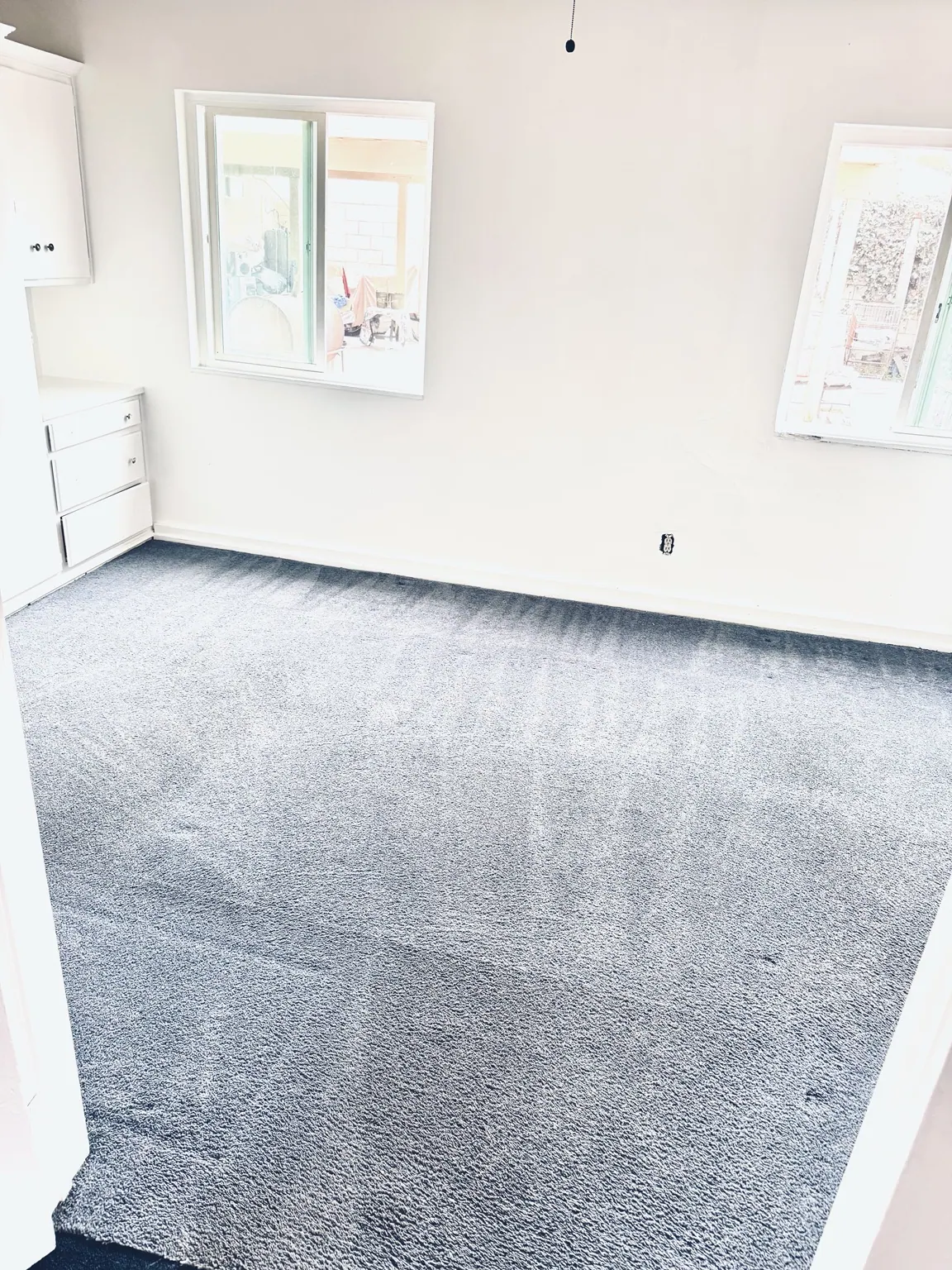 Same dark carpet after Go4Cleaning steam cleaning