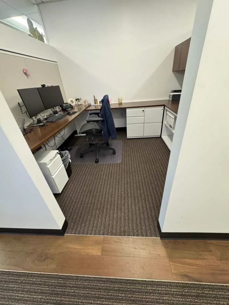 Workstation area carpet cleaned in a commercial office suite
