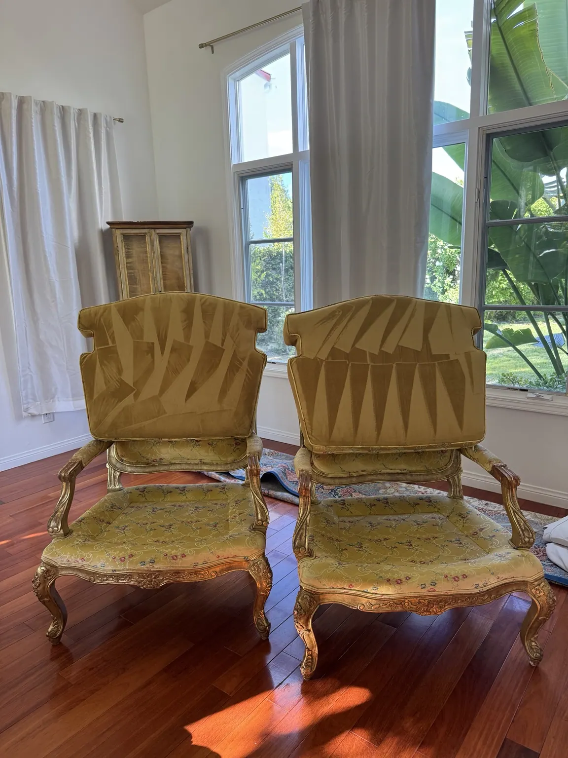 Antique fabric armchairs cleaned by Go4Cleaning